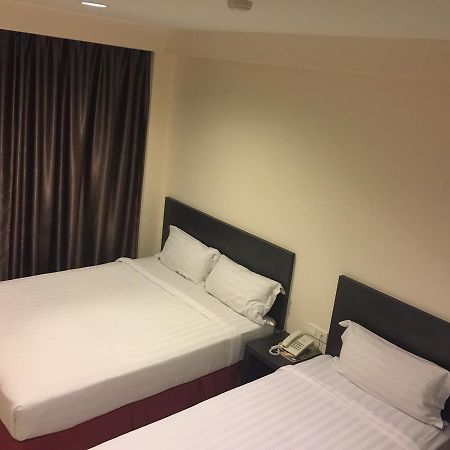Premierz Hotel Labuan Exteriör bild